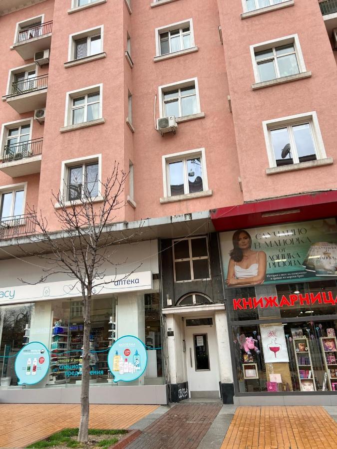Vitosha 60 Apartment Sofia Bagian luar foto